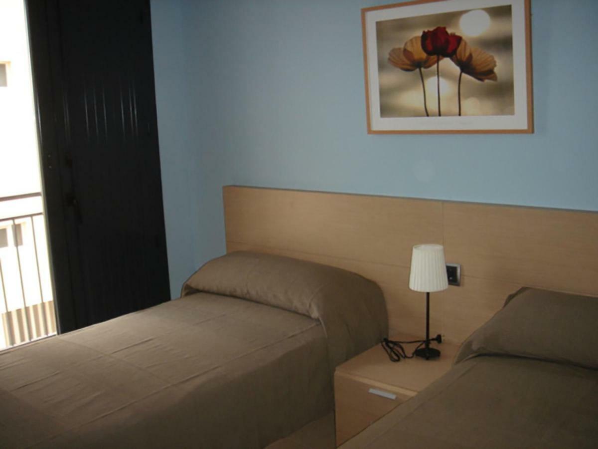 Apartamentos San Cristobal Бенасал Екстериор снимка